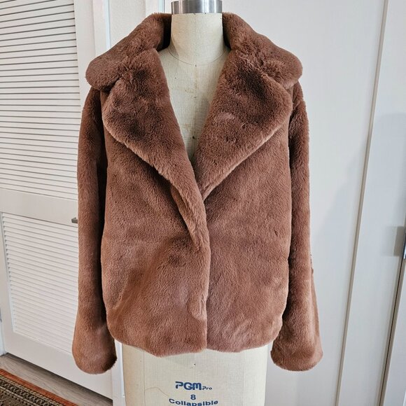 Abercrombie & Fitch Brown Faux Fur Cropped Coat/Jacket in size M - Picture 3 of 10